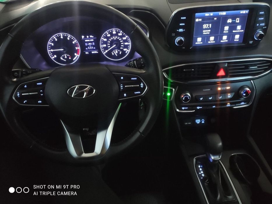 Продаю Hyundai Santa FE 2019 SE