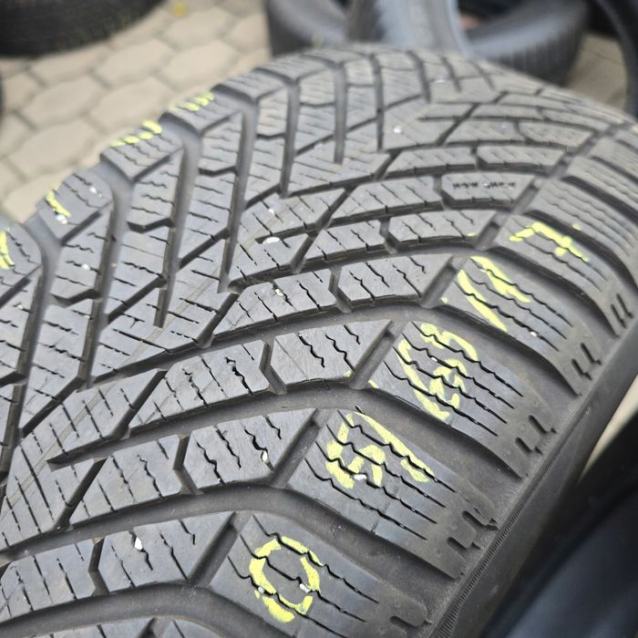 pirelli cinturato winter 2 205/65r17 100h 23r 2x
