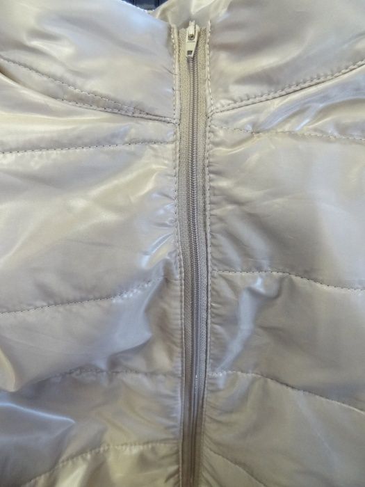 Lekka Ocieplana Kurtka Beżowa R.-M