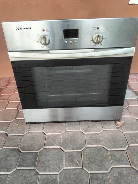 Piekarnik elektryczny do zabudowy