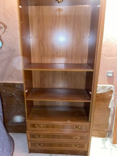 Móveis de bom material de madeira