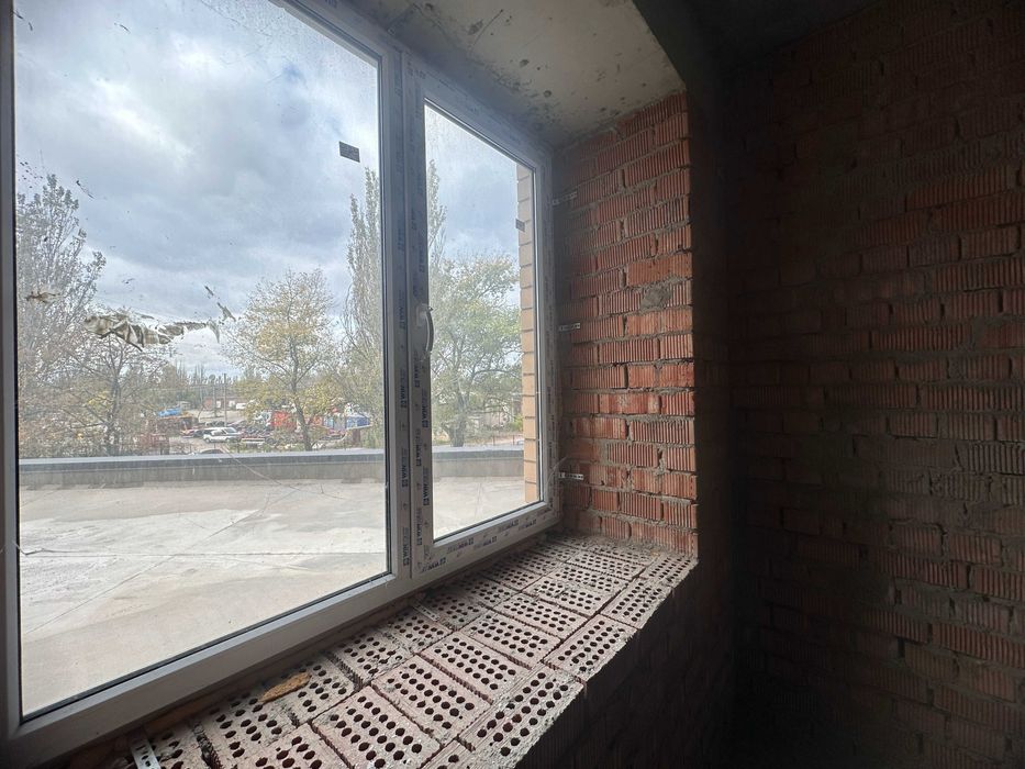 Продам 2-комнатную квартиру 51м с газовым котлом, кирпич, Грушевского