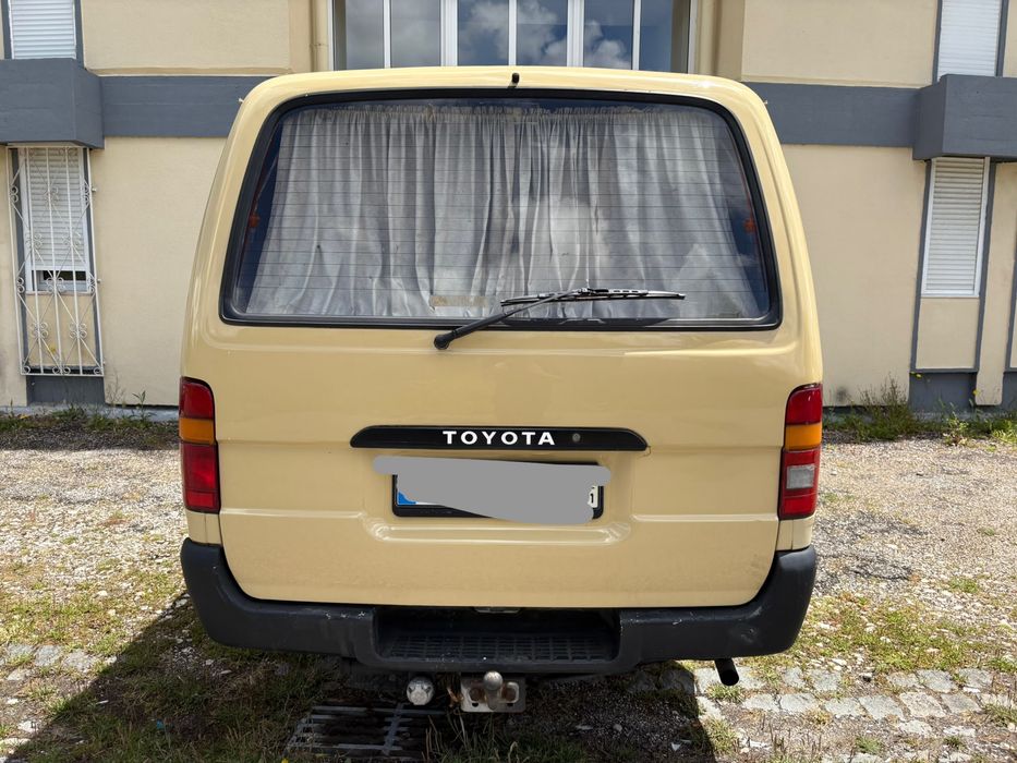 Toyota Hiace 6 lugares — photo 3