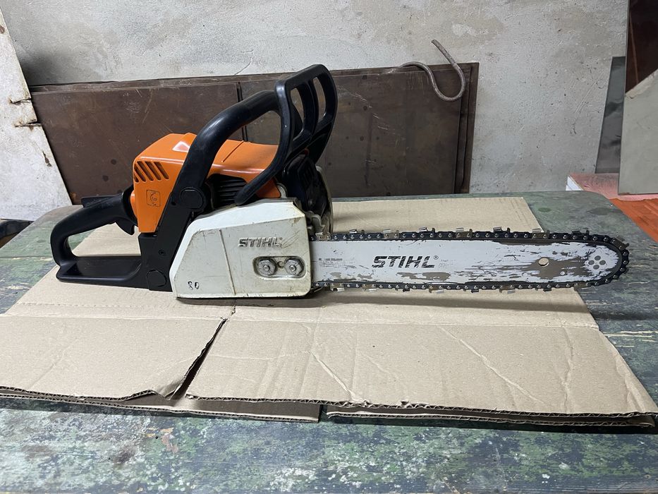 Продам бензопилу Stihl ms180