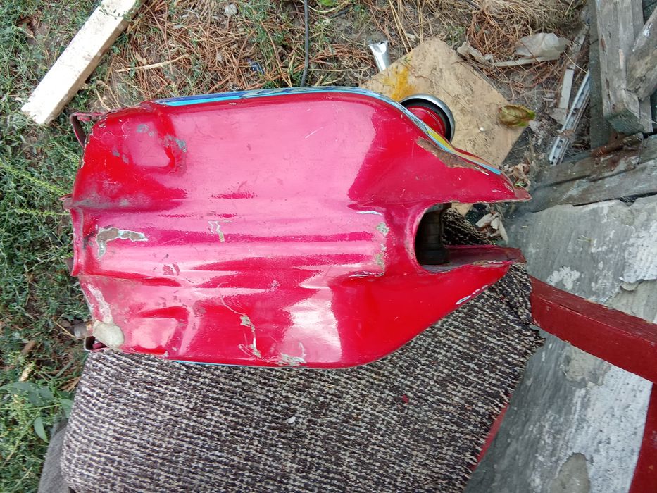 Бензобак на дельту