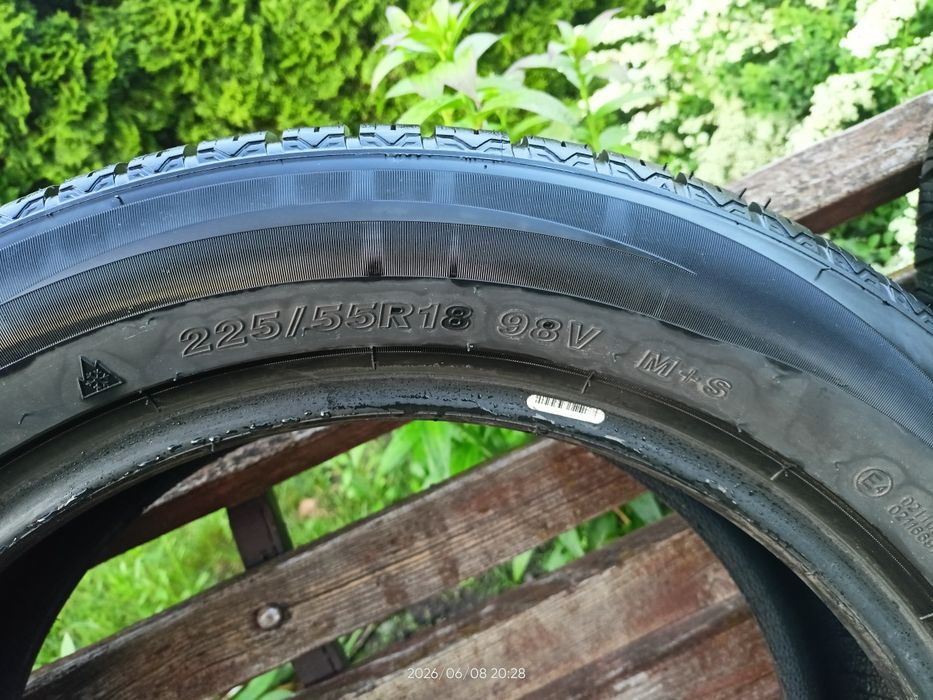 Opony całoroczne trazano 225/55r18 98v
