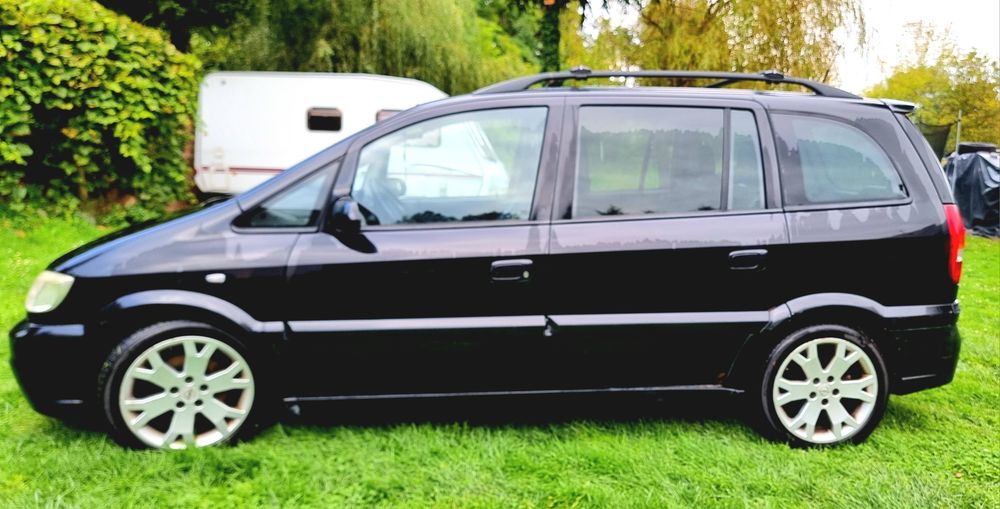 Opel Zafira 2.0 OPC
