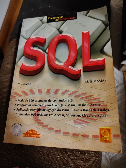 Livro "SQL 2ª Edição" de Luís Damas