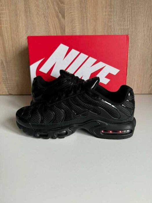 Nike Air Max TN Plus Black R.39