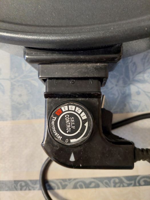 Grelhador elétrico antiaderente redondo