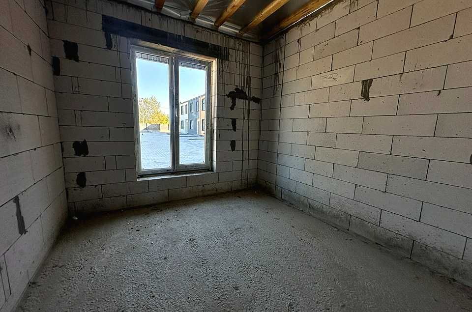 Одноповерховий триплекс у Ворзелі!Закрите Котеджне містечко.БЕЗкомісії