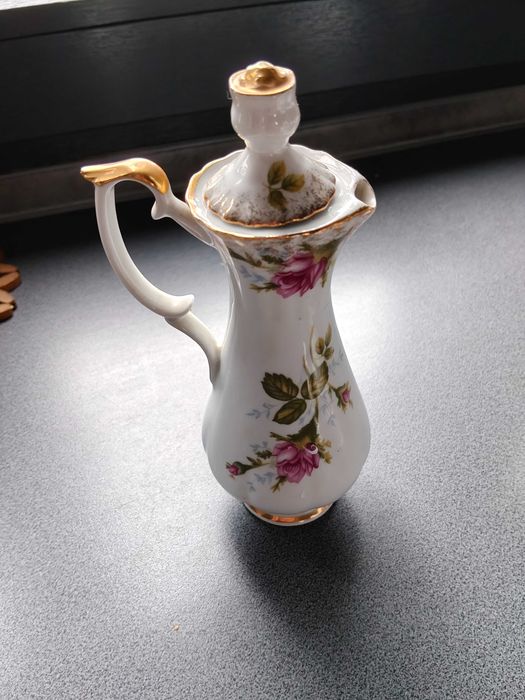 Chodzież zegary wazony