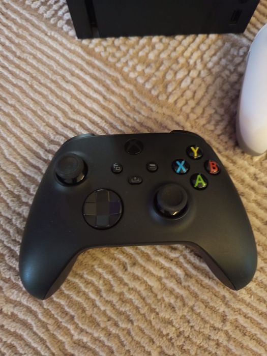Xbox Series X 1TB + 2 pady + Starfield Edition + Thrustmaster TX