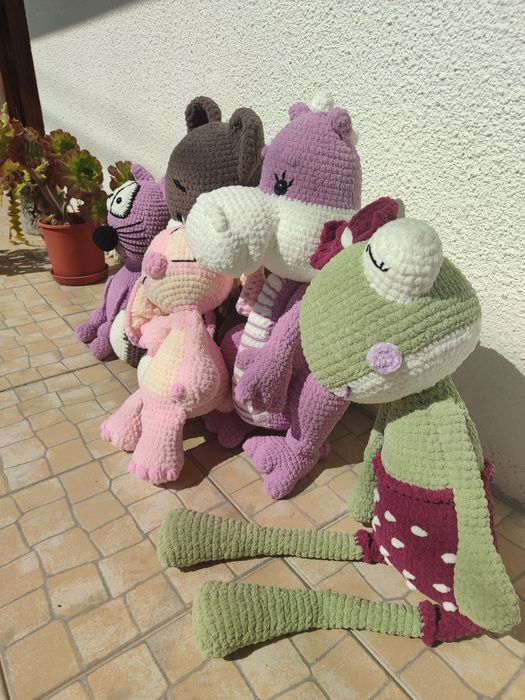 Bonecos em lã chenille