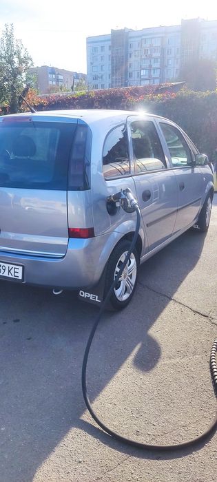 Opel Meriva Газ-Бннзин