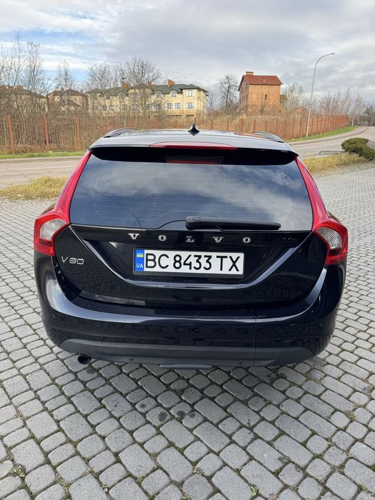 Продам VOLVO V60 Дизель