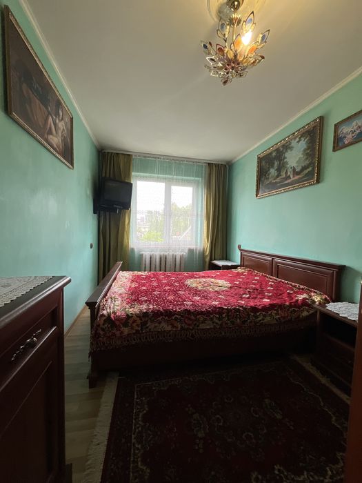 Центральна частина.В гарному стані продається квартира, великий двір,можна по програмах, ваучерах. - View 3