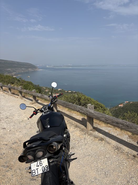 Suzuki Gsr 600  muito brm cuidada