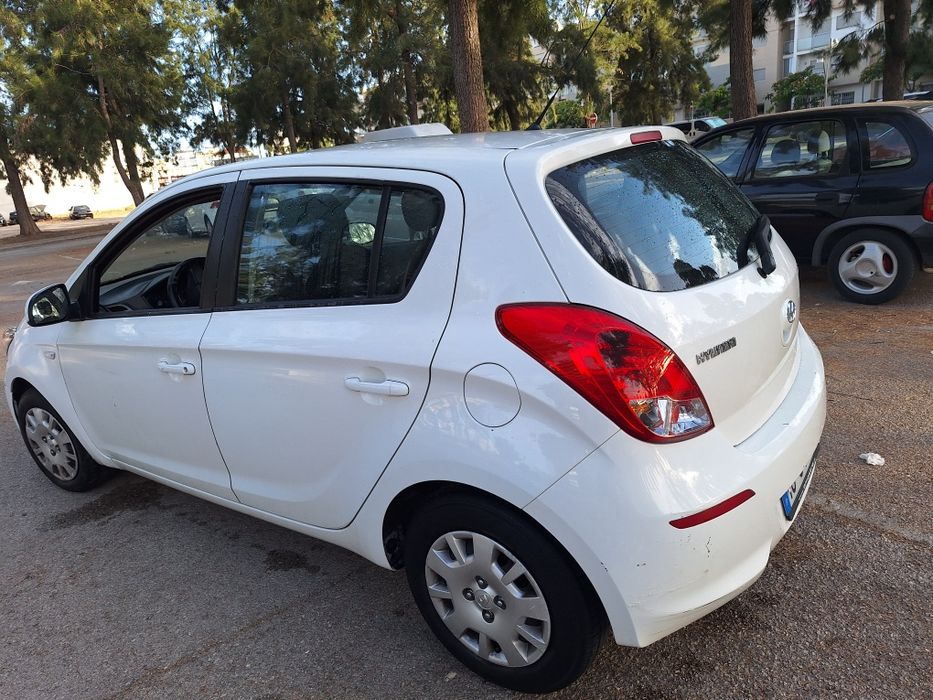Carro Hyundai i20 1.2