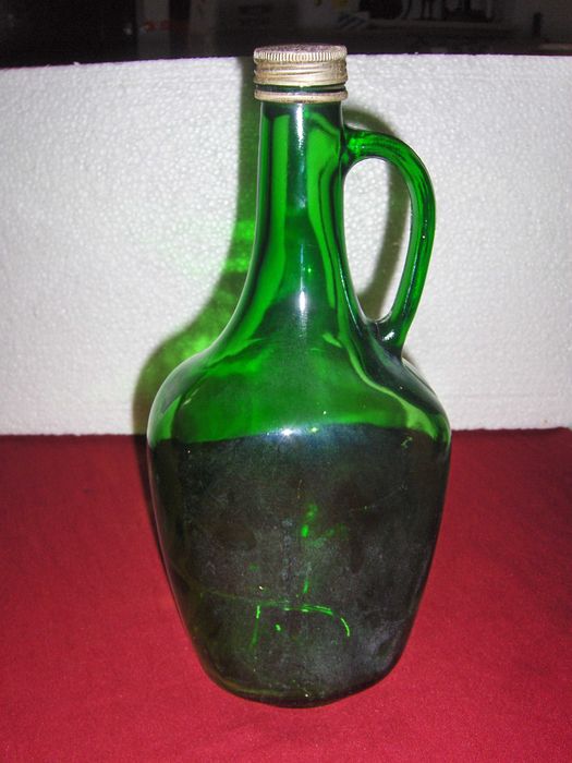 Garrafas antigas em vidro