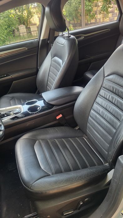 Продам власний Ford Fusion Hybrid SE
