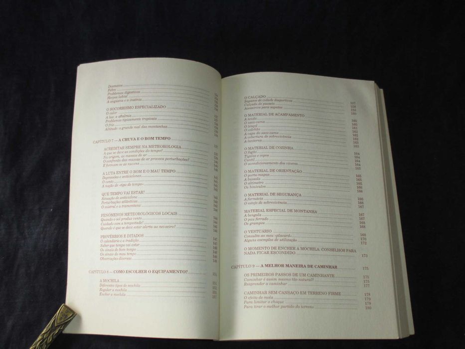 Livro Manual de Viagem para Amantes da Natureza