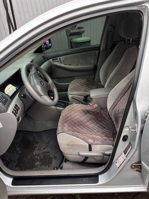 Продам Тойоту Короллу