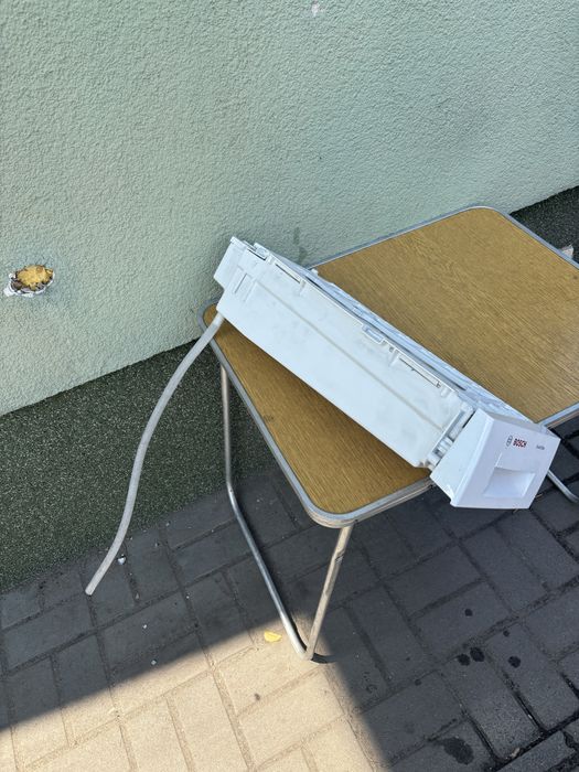 Zbiornik na wodę / szuflada Bosch WTE86305PL komplet
