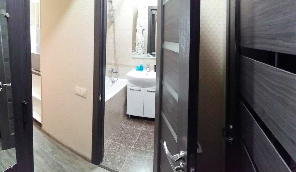 Продам однокімнатну квартиру Олени Теліги 53
