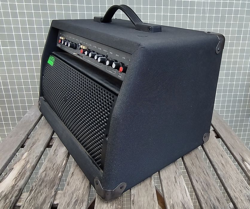 Amplificador de guitarra acústica Trace Elliot TA35CR