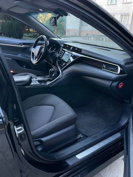 Toyota camry официал