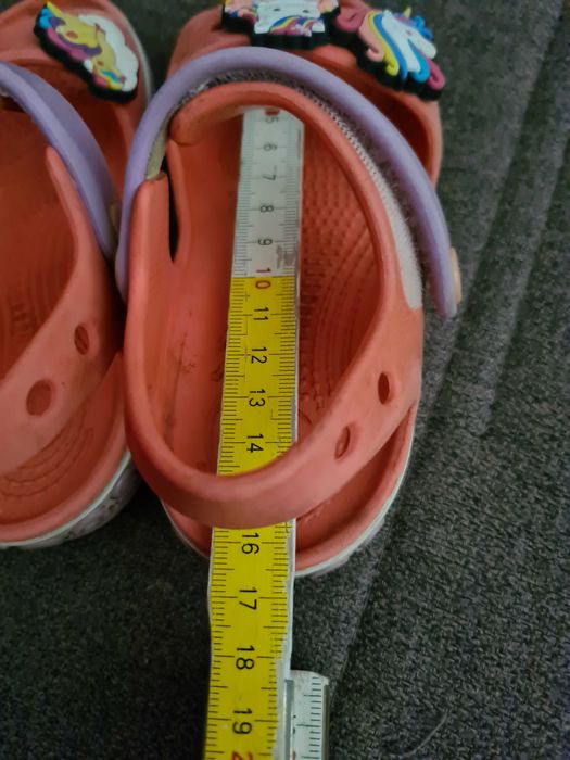 Crocs sandałki lekkie dziewczęce