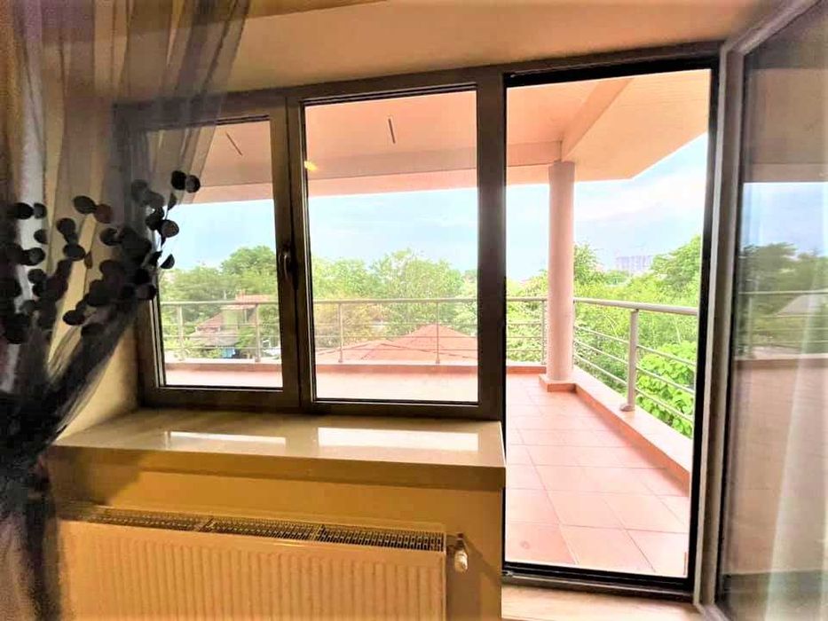 Дом с жилым подвалом 18 соток Свой парк 3 мастер спальни Б Фонтан