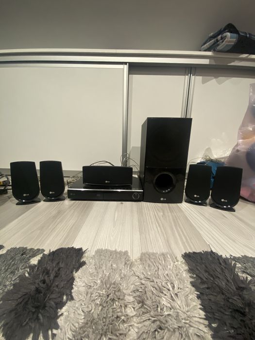 Kino domowe 5.1 3D BLU-RAY LG  HX806SH  120W