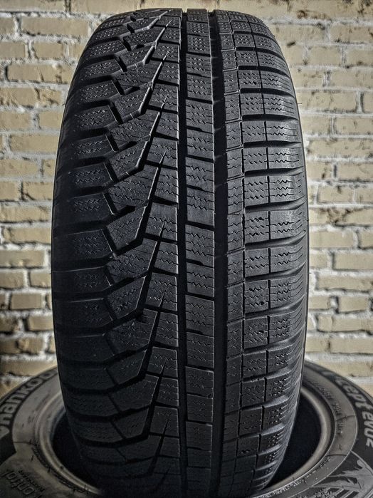 Зимові 215/60r17 Hankook | 2022 | 8/7mm | Hungary | Преміум шини/Ідеал