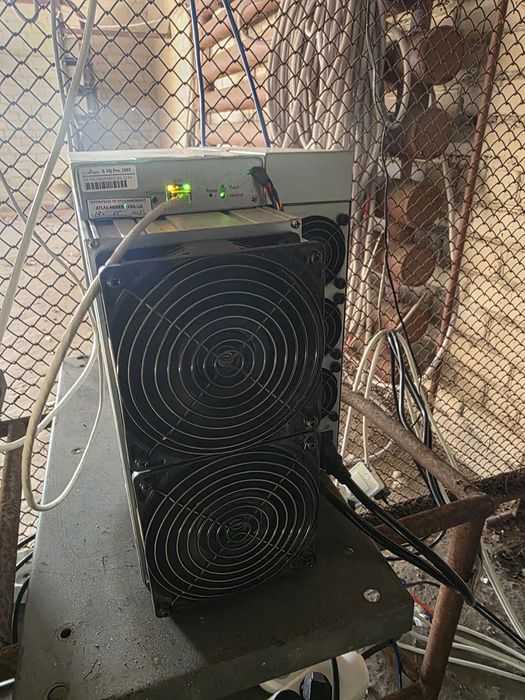 Асік Asic Antminer S19