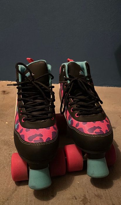 Patins ótimo estado