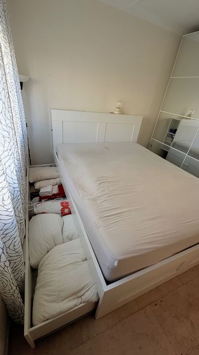 Cama IKEA Brimnes 160x200