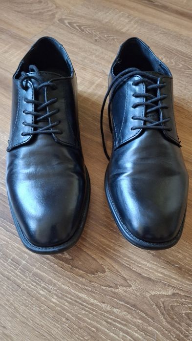 Buty do garnituru czarne rozmiar 40