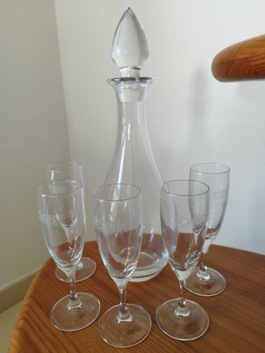 Garrafa para licor com 5 copos64751799064705121