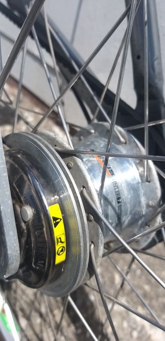 Велосипед Mercedes Benz, планетарная втулка, на клиновидном ремне.