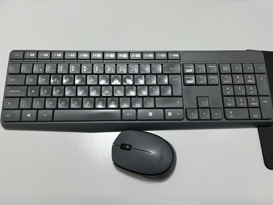 Teclado e Rato Wirless Logitech