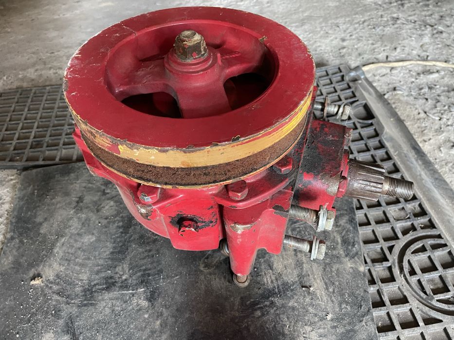 Гідро мотор реверса наклонної камери Case 2388 393903А1