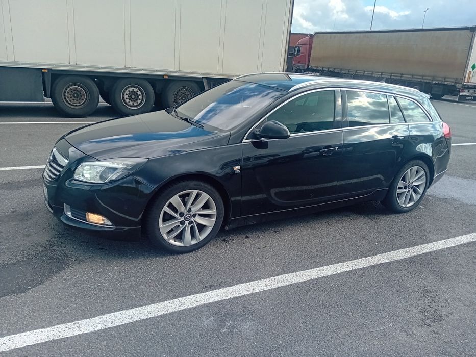 Opel insignia BITURBO OPC 2.0cdti 195km 2013rok
