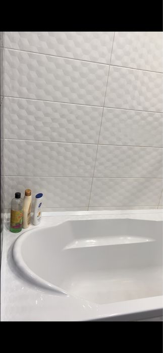 Сдаеться кватира  на Тисячці Сонячна  галерея