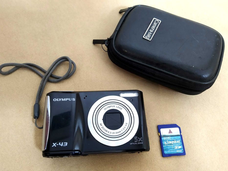 Camera OLYMPUS  X-43  14 megapixel