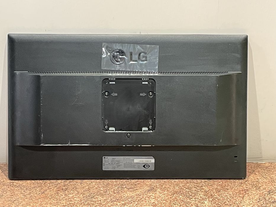 Monitor LG 24” full HD hdmi