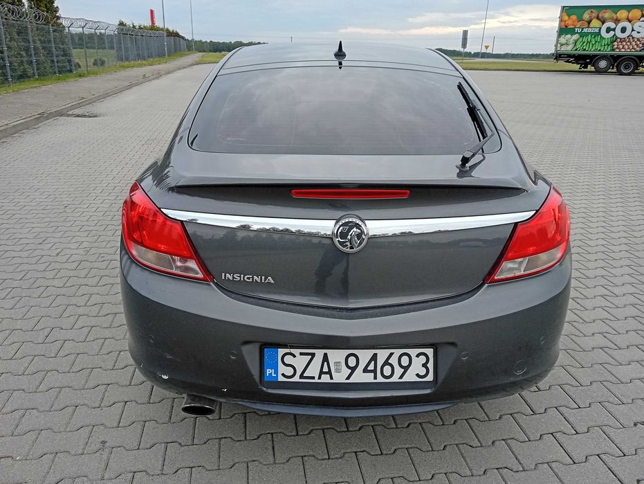 Lampy tył Insignia A Hatchback prawa lub lewa