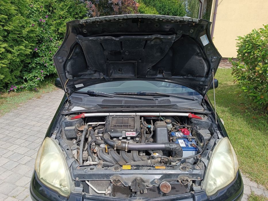 Toyota yaris 1.5 Turbo 150 km