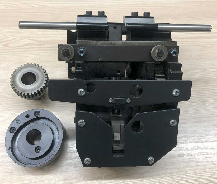 Розборка вишивальної машини Happy HCM 812-30T